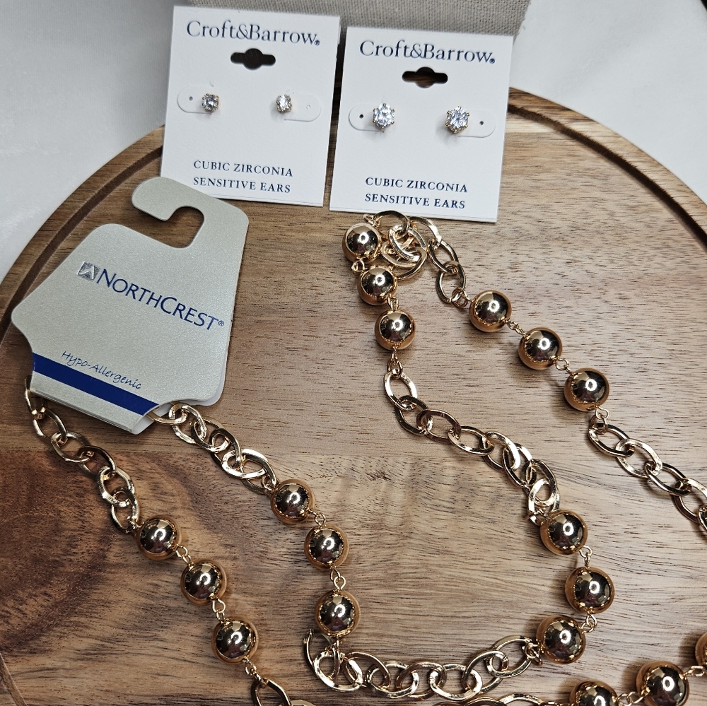 Fashion Jewelry 3 Piece Lot Set 2 Pairs of Cubic Zirconia Earrings 1 Necklace